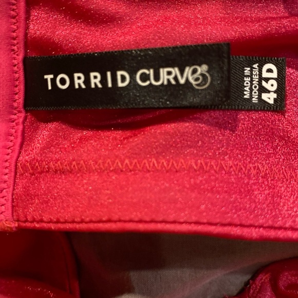 NWT Torrid T-Shirt Unlined Underwire Bra Glossy Mesh Vivacious Pink, Size 46D - Picture 7 of 7